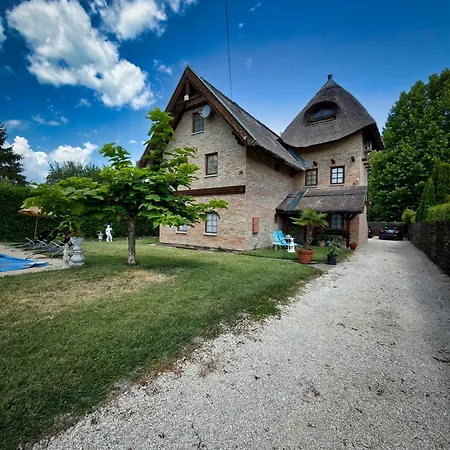 Apartmenthaus Claudia شقة فندقية *