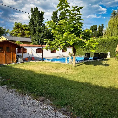 Apartmenthaus Claudia * Zamárdi