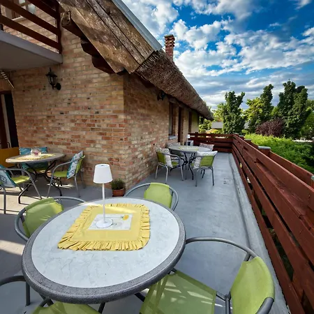 Apartmenthaus Claudia شقة فندقية