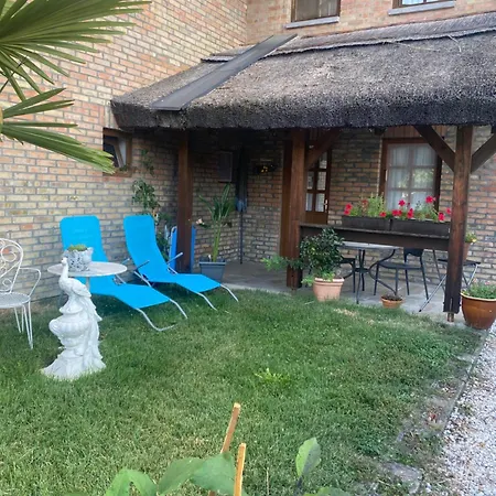 Apartmenthaus Claudia شقة فندقية *
